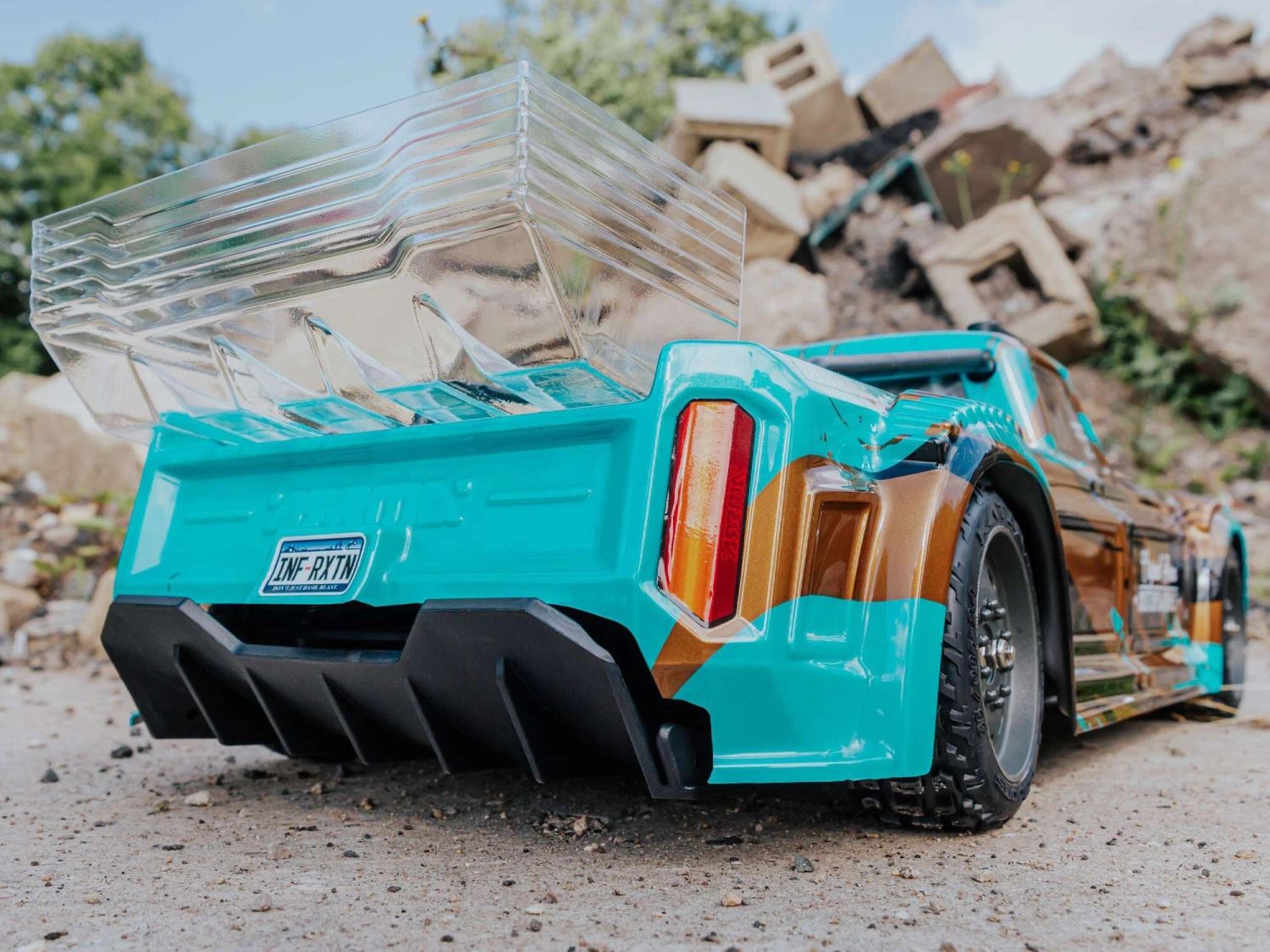 Arrma Infraction 4x4 1/8th Mega Brushed Resto-Mod Truck RTR - Teal/Bronze - Image 6