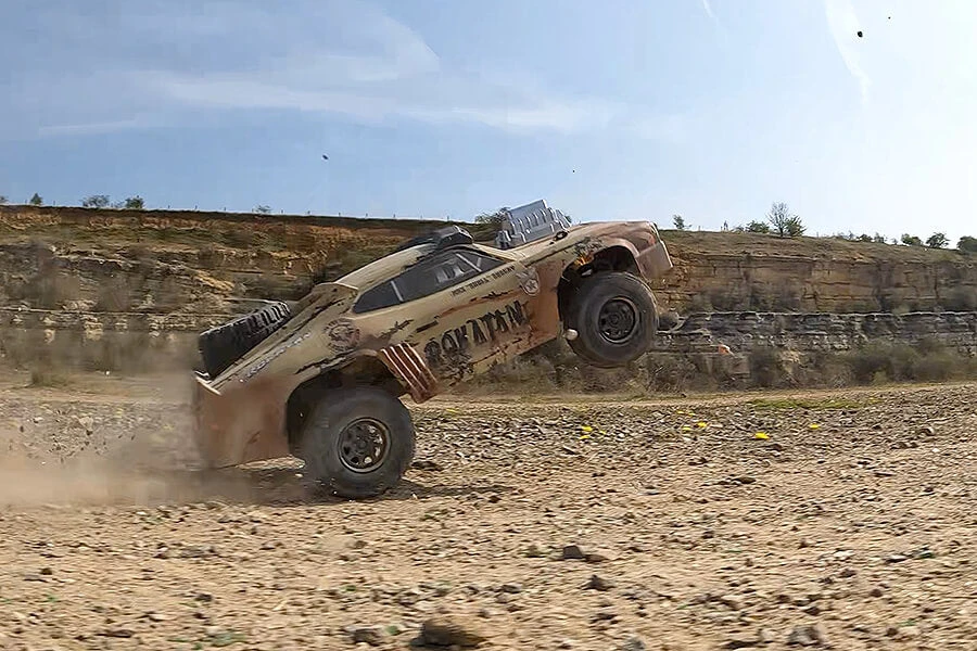 FTX Rokatan 1/10th Brushless Electric Off Road Car Ready To Run - Sand - Image 6